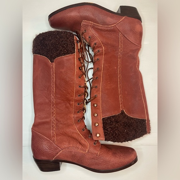 Wolverine Shoes - Wolverine 1883 1000 Mile Celeste Lace Up Suede Boot SZ 7 Raspberry Burnt Orange